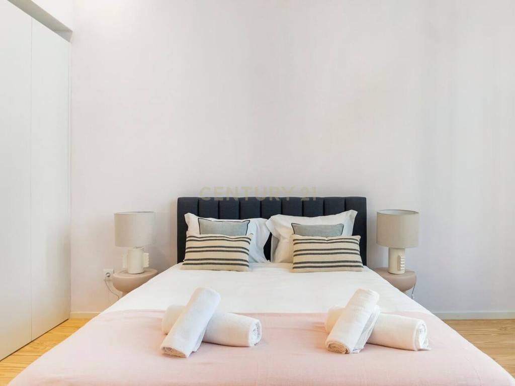 Apartamento T0 , com Licença AL, na Rua de Camões – Porto - Image 3