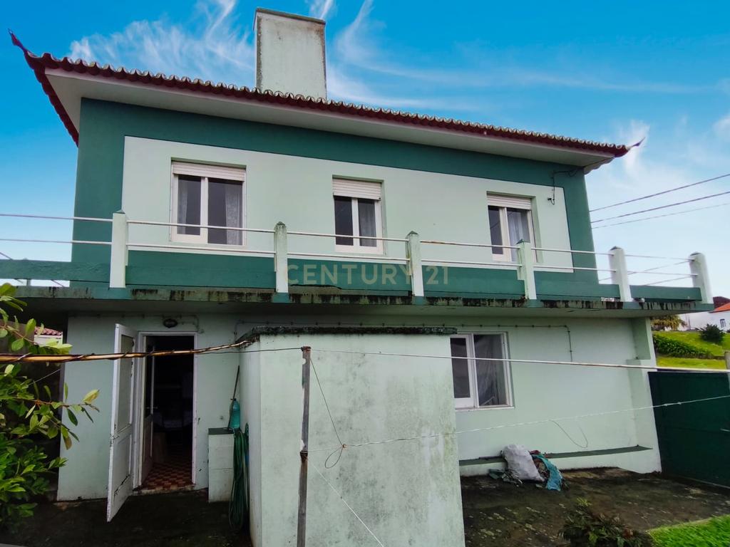 Casa T3 em Achadinha, Nordeste - Oportunidade Única! - Image 23