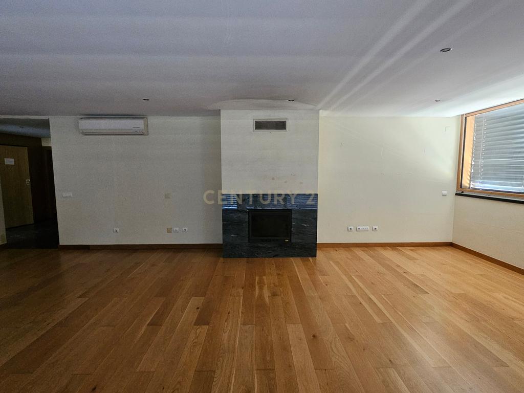 Apartamento T4 Santo André - Barreiro - Image 24