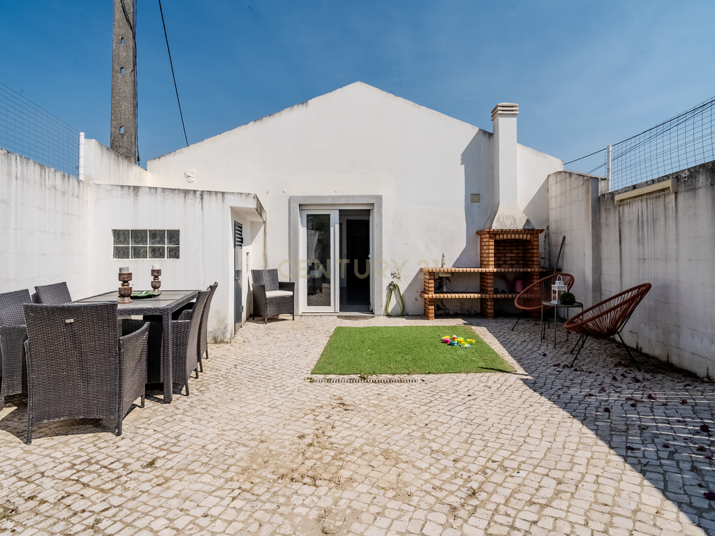 Moradia T2 térrea perto da praia da Areia Branca - Lourinhã - Image 29