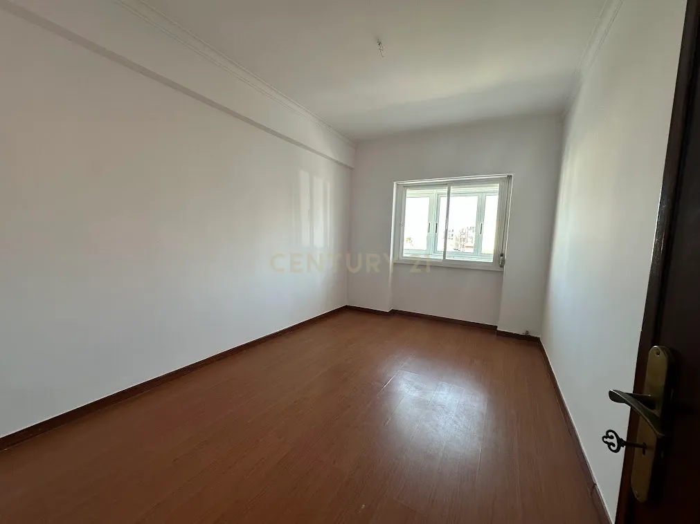 Arrendamento T3 Mercês - Rio de Mouro - Sintra - Image 10
