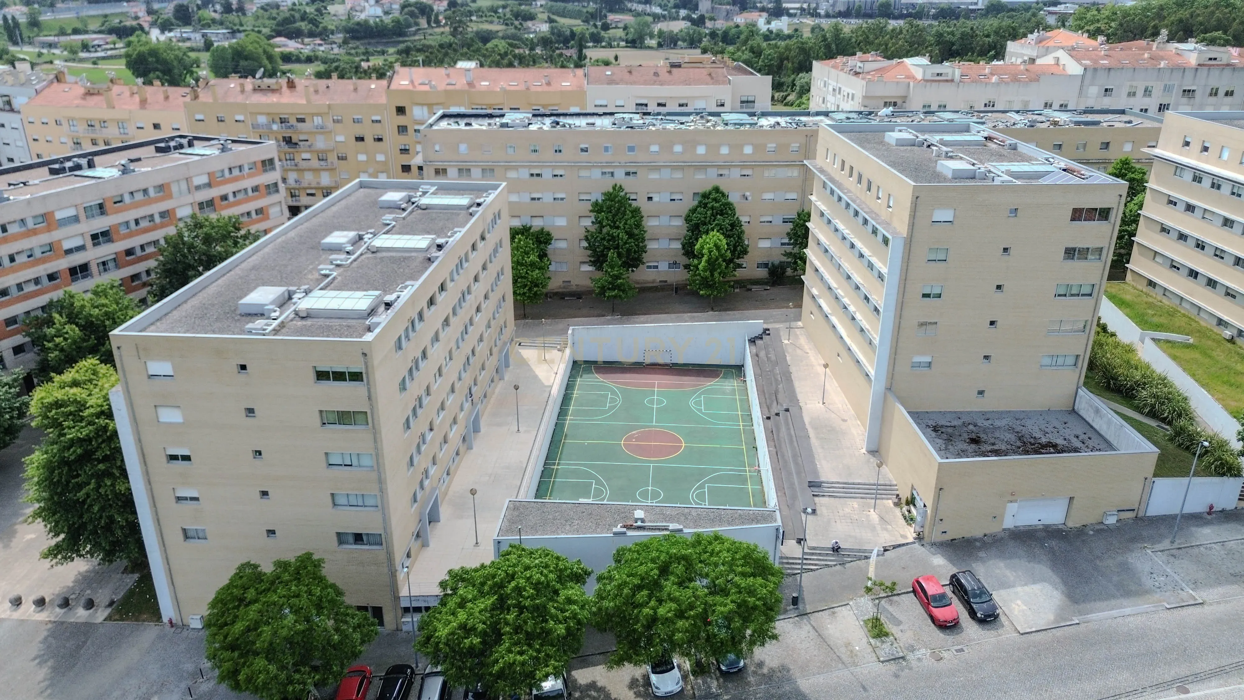 Apartamento T2, garagem, arrumos, ultimo piso – Ponte da Pedra, Matosinhos - Image 12