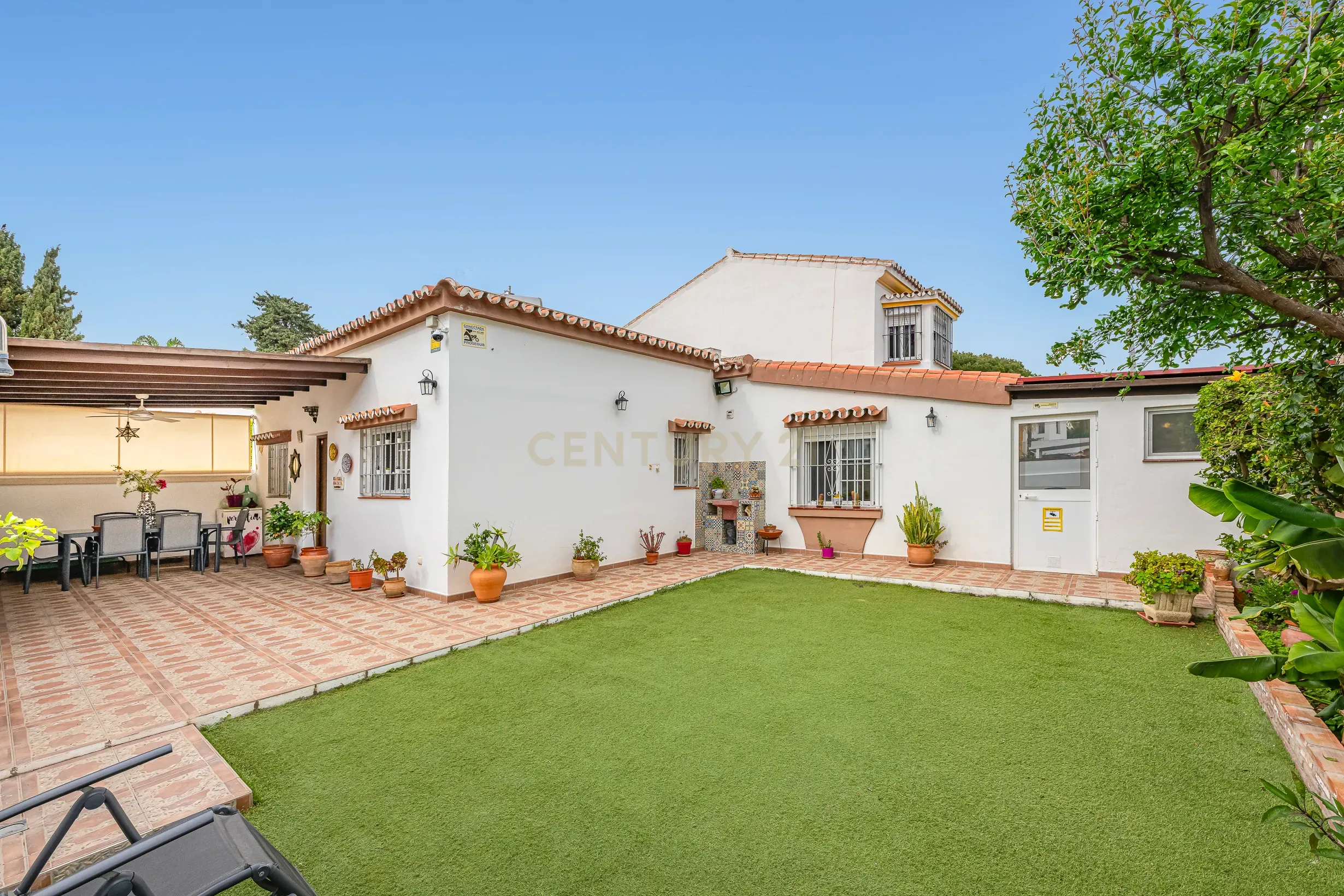 A Costa do Sol, a sua casa na praia - Image 1