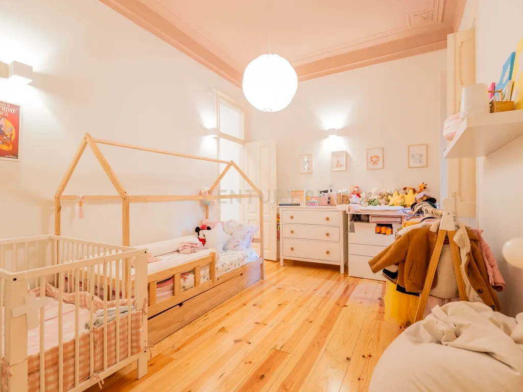 Apartamento T5 de Charme com Jardim Privativo nas Avenidas Novas | Avenida 5 de Outubro, Lisboa - Image 33
