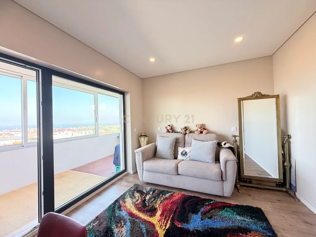 Apartamento T3 Remodelado com Vista Mar – Mindelo, Vila do Conde - Image 9