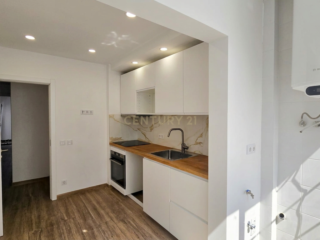 Apartamento Moderno em Portimão com Vista para o Rio - Image 3