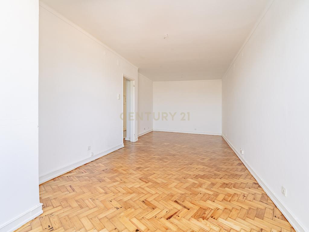 T3 Duplex com Terraço — Campo de Ourique - Image 12