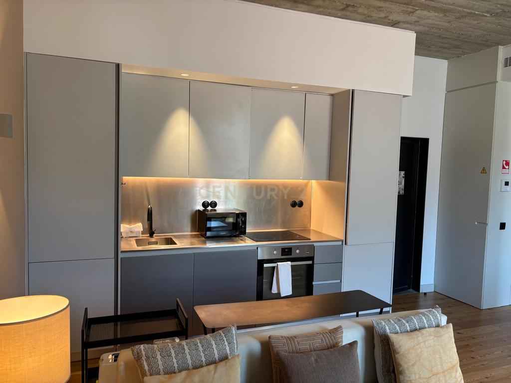 Apartamento Charmoso no Coração do Intendente com Licença para Alojamento Local - Image 1