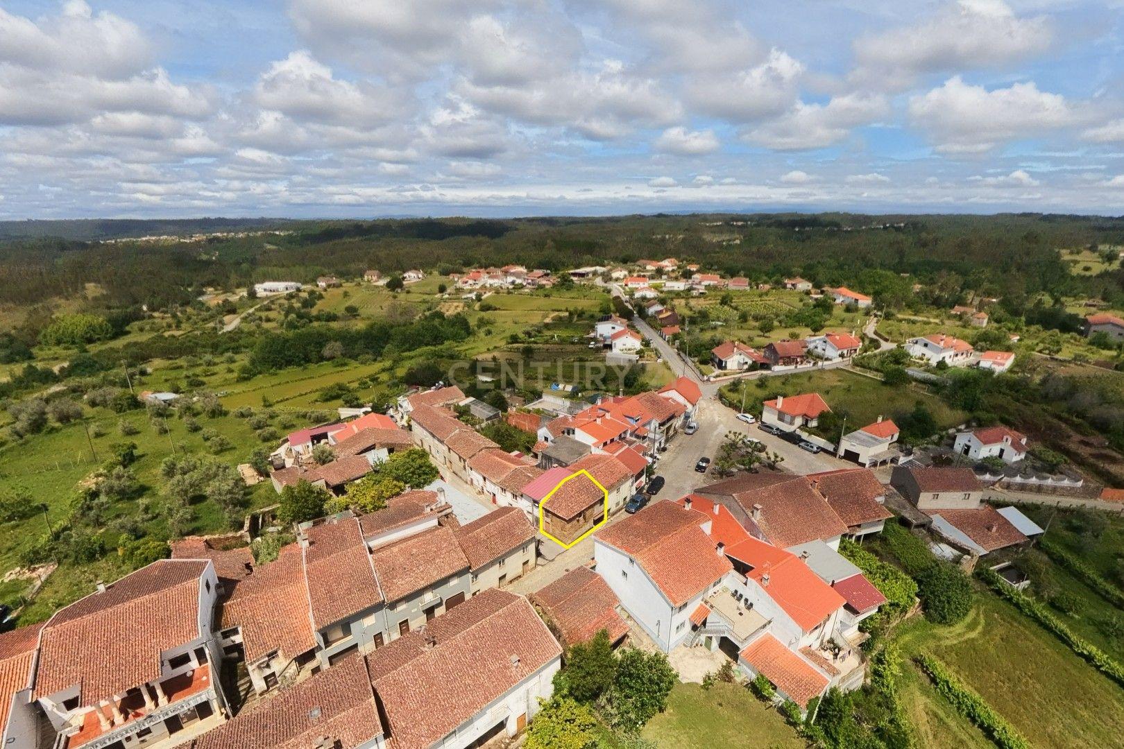 Fotografia 5 de Casa em Construção em Meda de Mouros  - 69.000€