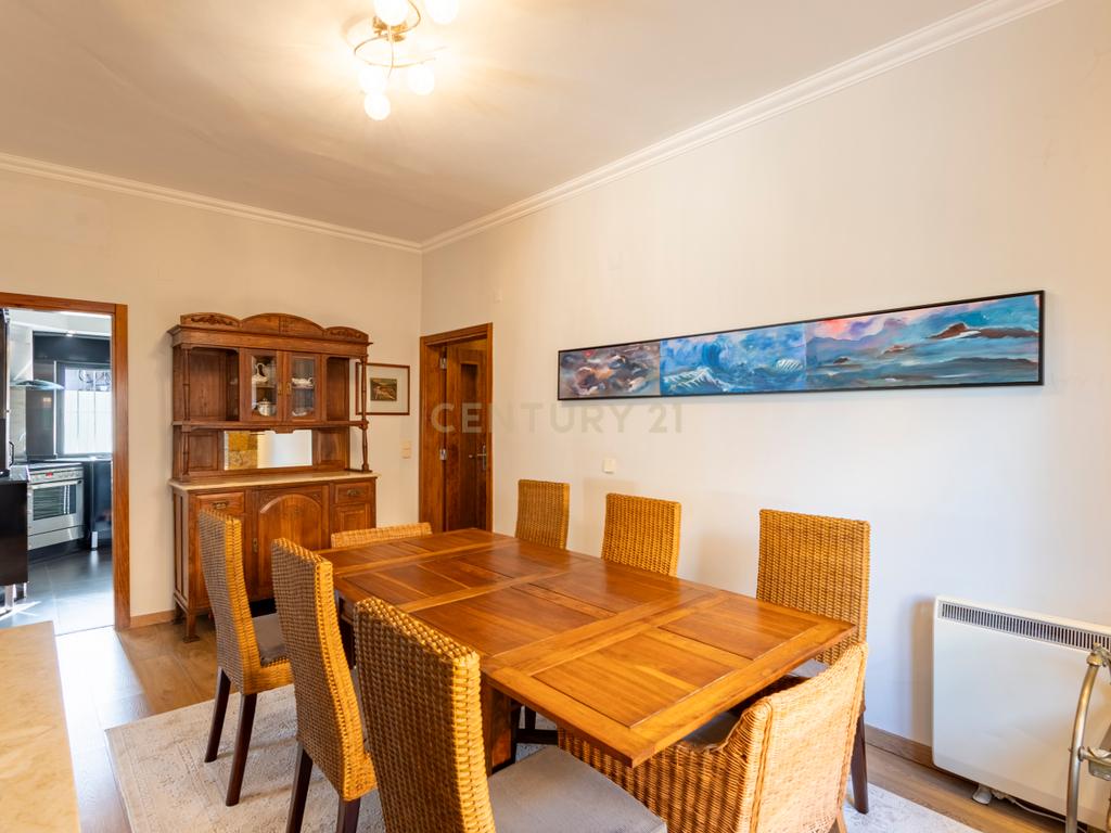🏡 Moradia Isolada com piscina – Quinta do Conde - Image 9