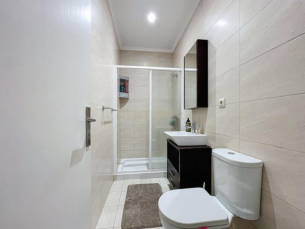 Casa Renovada (AL) com Vista Mar em São Roque - Ponta Delgada, São Miguel - Image 7