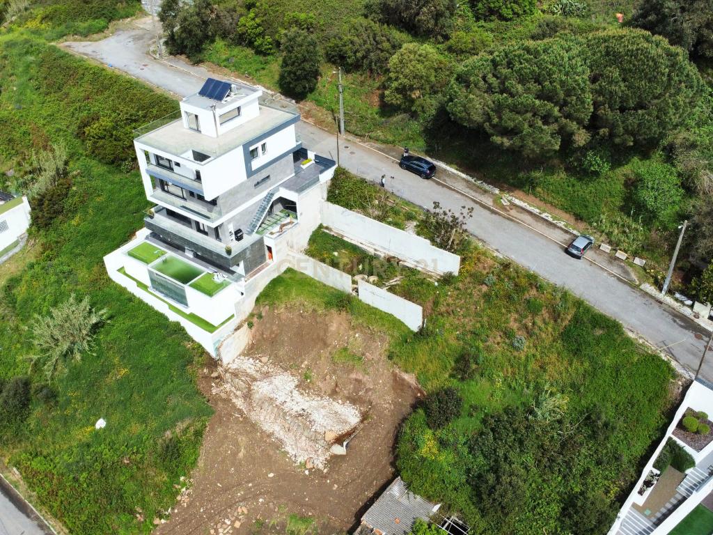 Terreno para construção na Ramada,  Odivelas  - Image 1