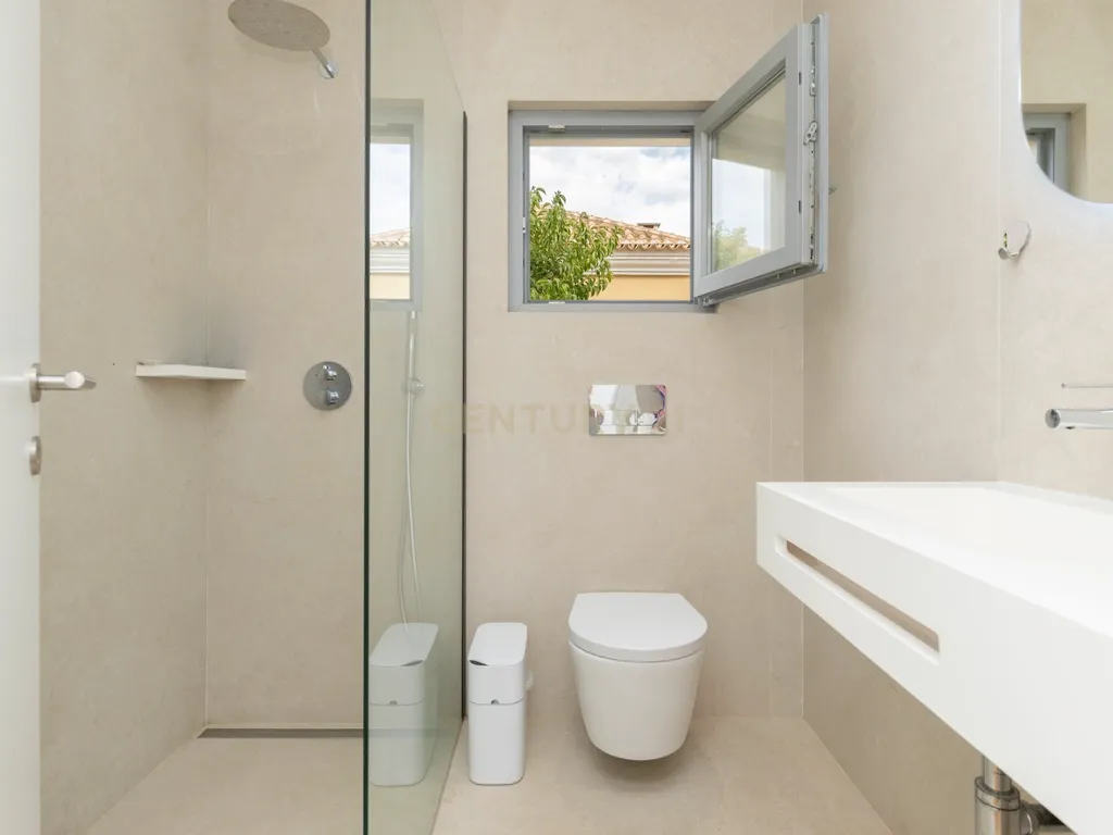 Moradia T5 de Luxo com Piscina, Ginásio, Sauna e Garrafeira em Birre, Cascais - Image 51