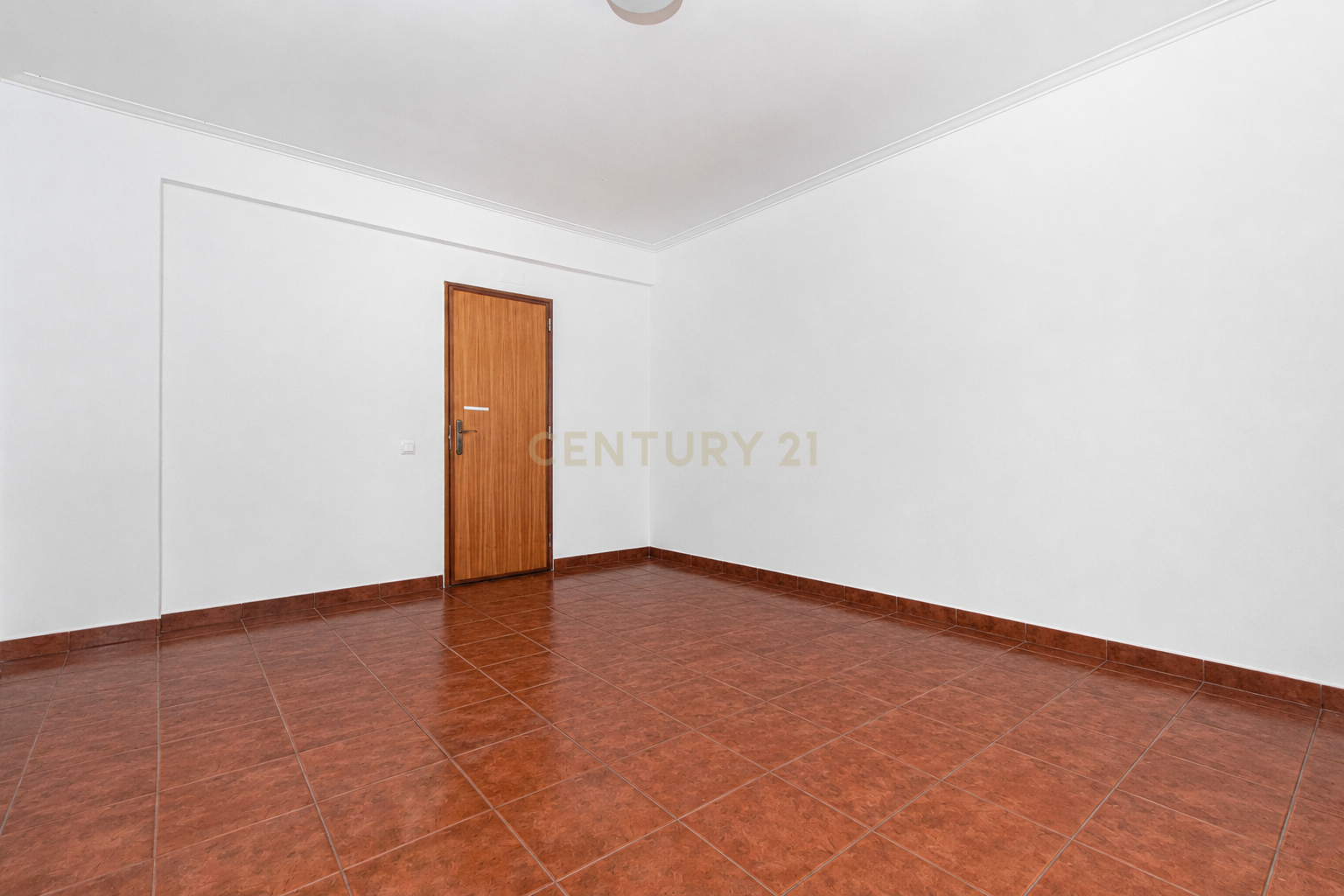 Fotografia 9 de Apartamento T3 no Estoril - Fontaínhas