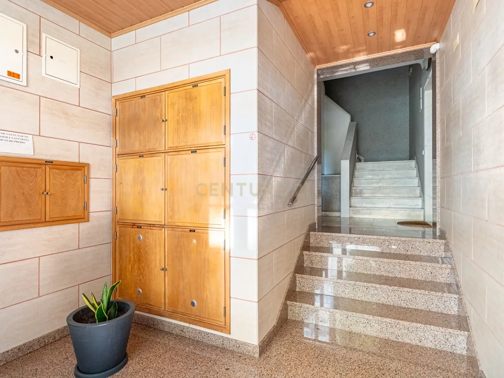 T3 com suite, lareira e BOX PRIVATIVA DE 41 m² | Quinta da Flamenga – Vialonga - Image 15