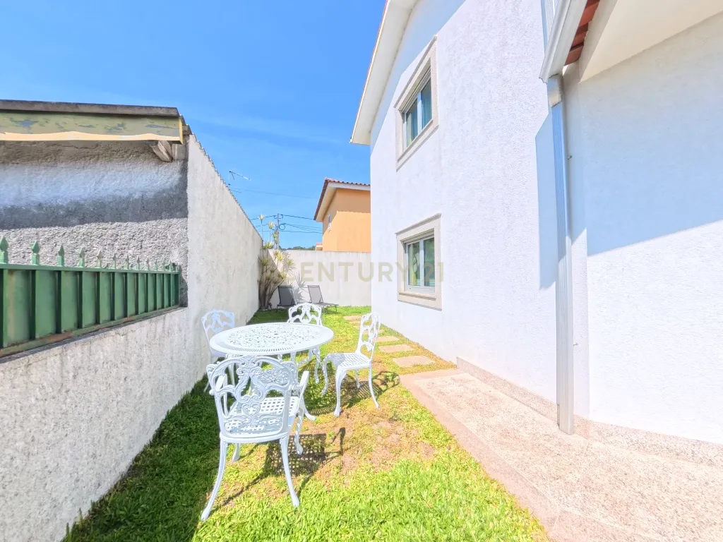 Moradia T4 em Esposende com Jardim e Garagem - Image 31