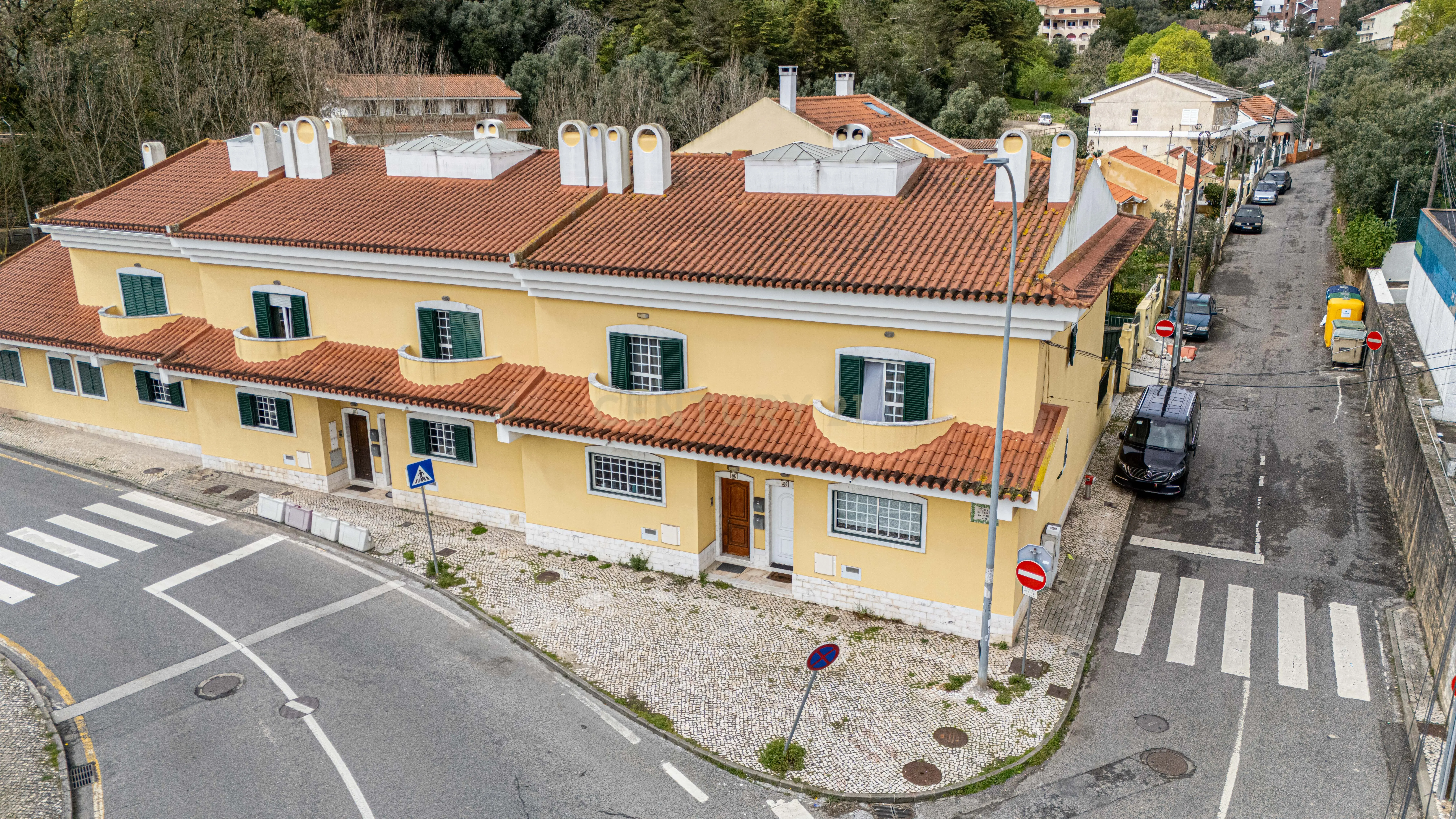 Moradia T3 + 2 com garagem (A-da-Beja/ Amadora)   - Image 52