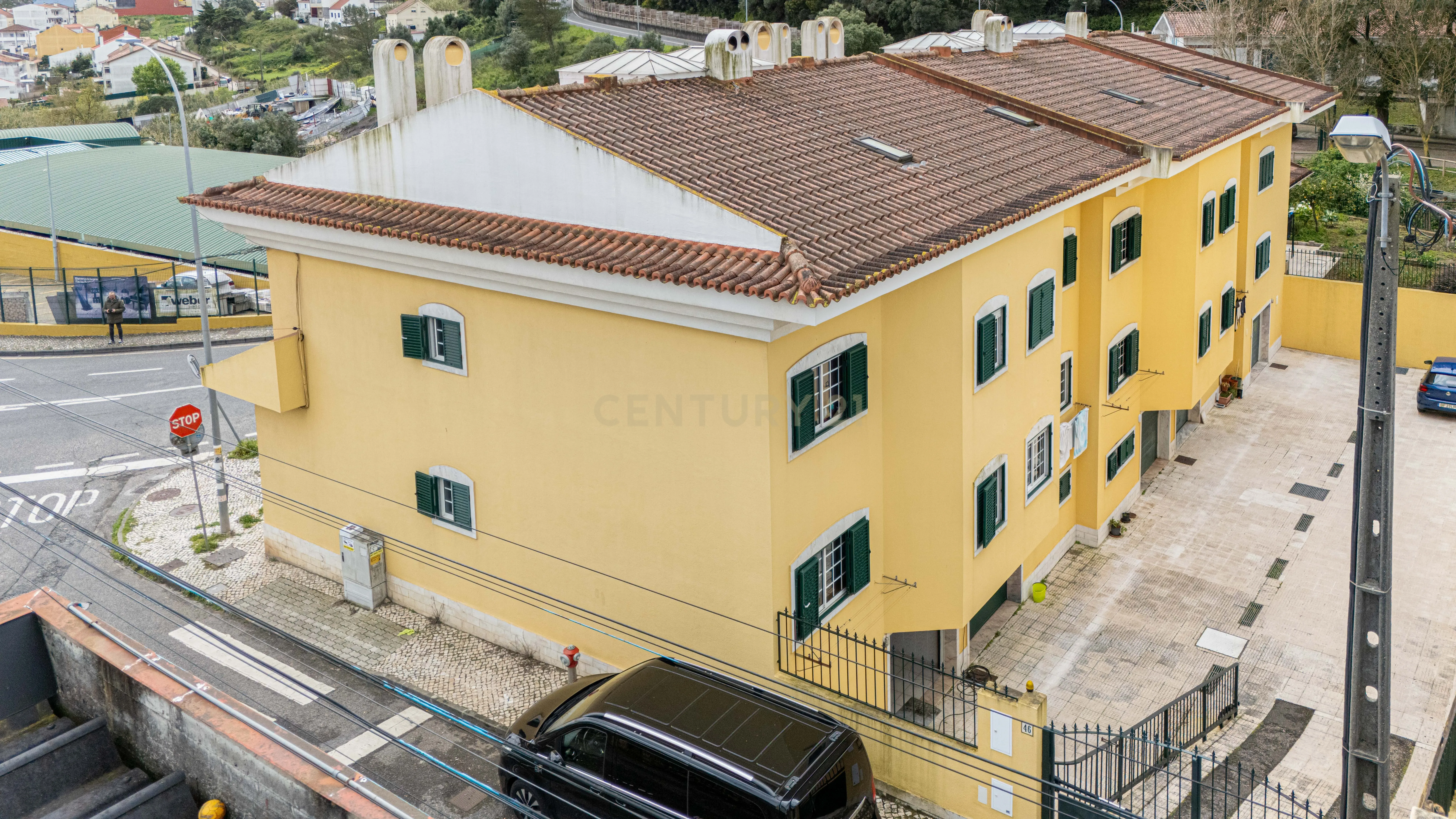 Moradia T3 + 2 com garagem (A-da-Beja/ Amadora)   - Image 41