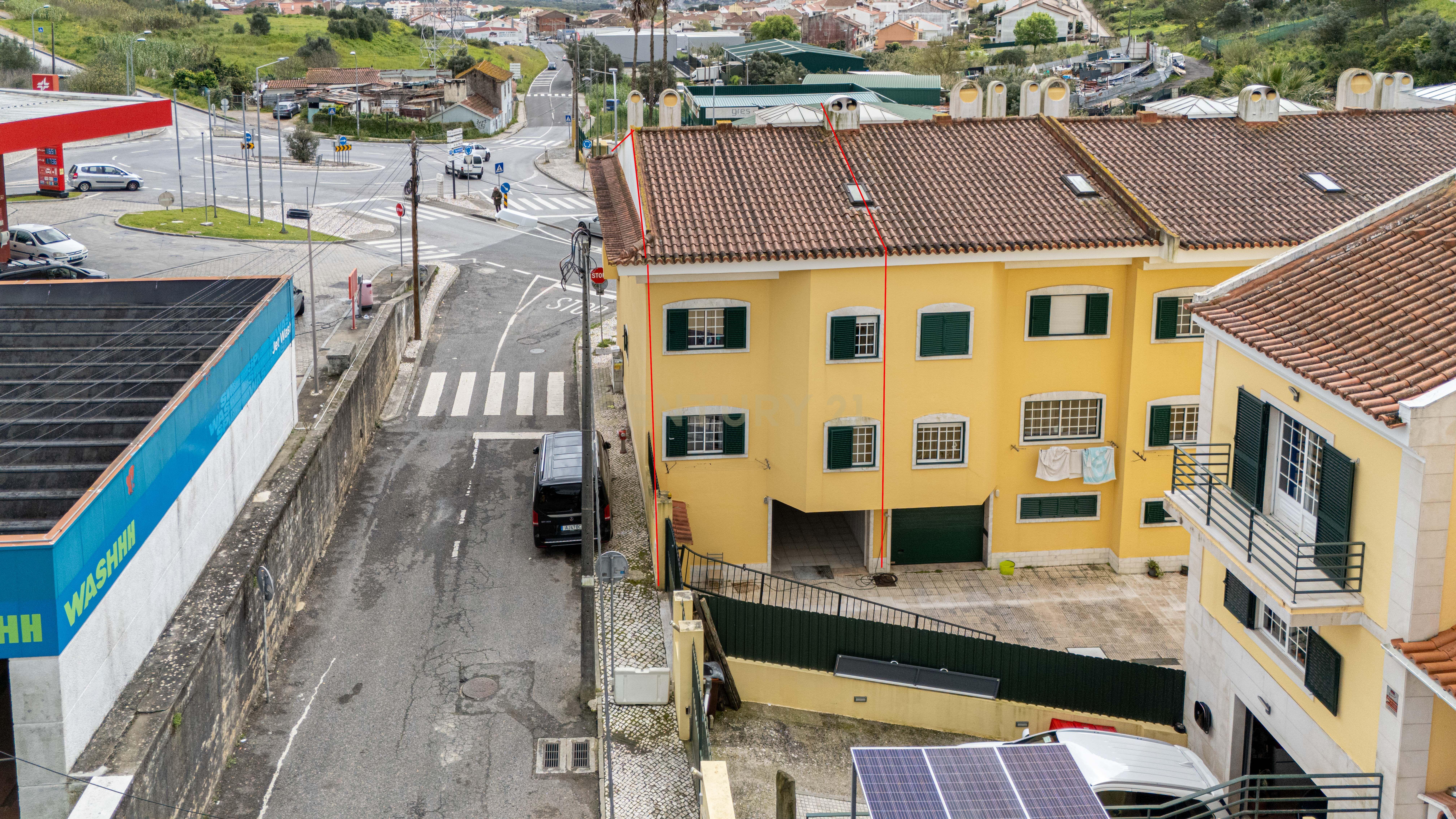 Moradia T3 + 2 com garagem (A-da-Beja/ Amadora)   - Image 43