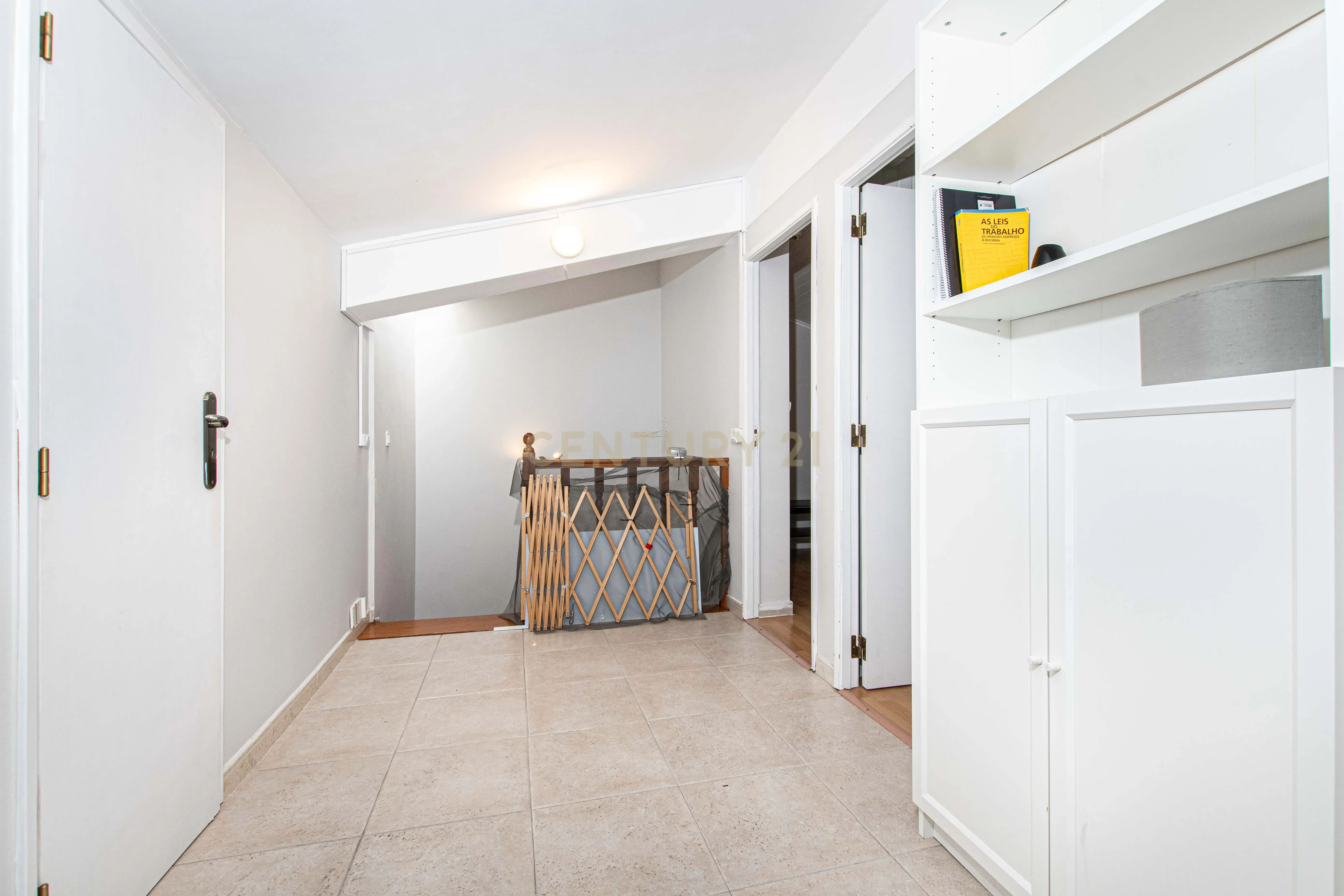 Moradia T3 + 2 com garagem (A-da-Beja/ Amadora)   - Image 15