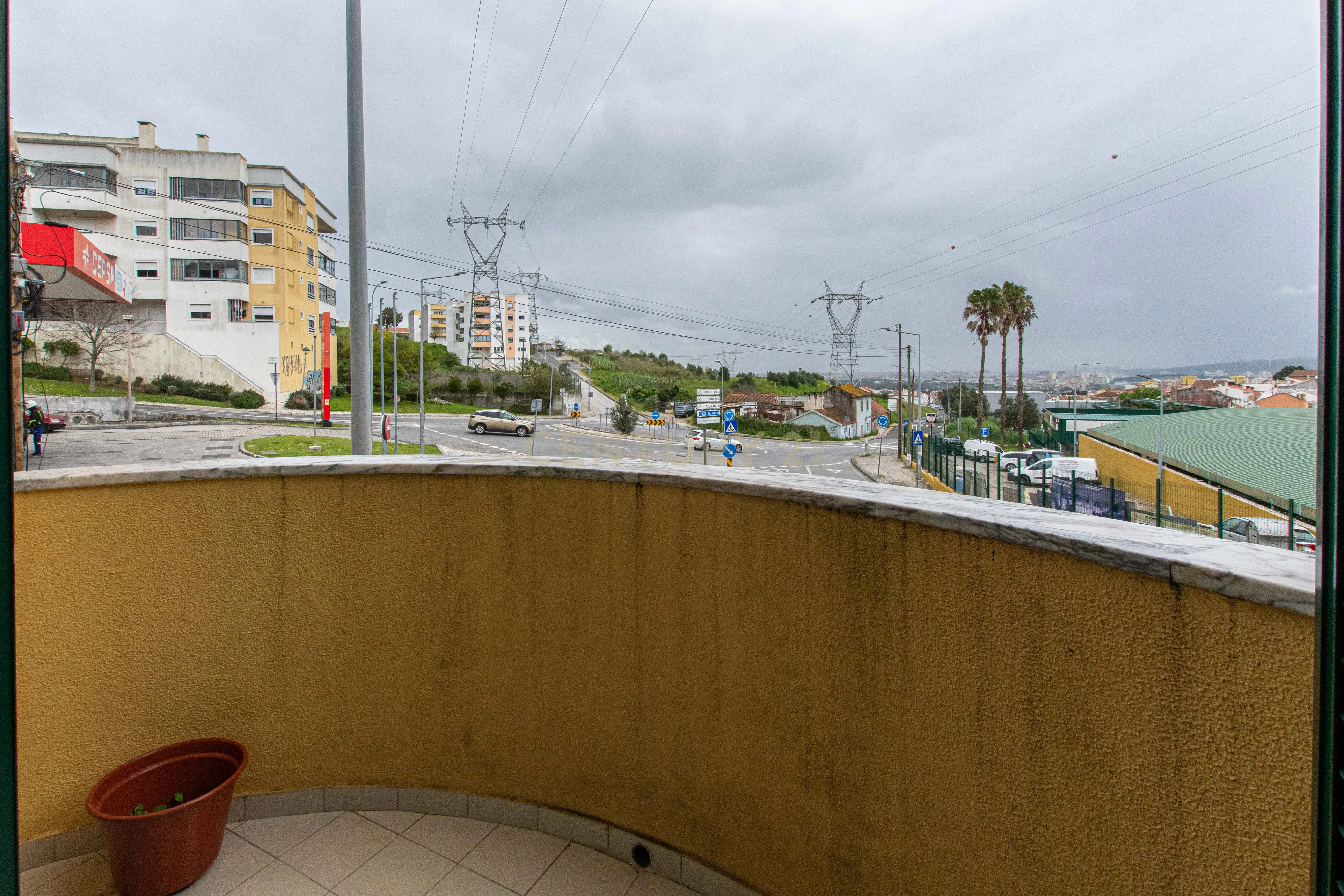 Moradia T3 + 2 com garagem (A-da-Beja/ Amadora)   - Image 29