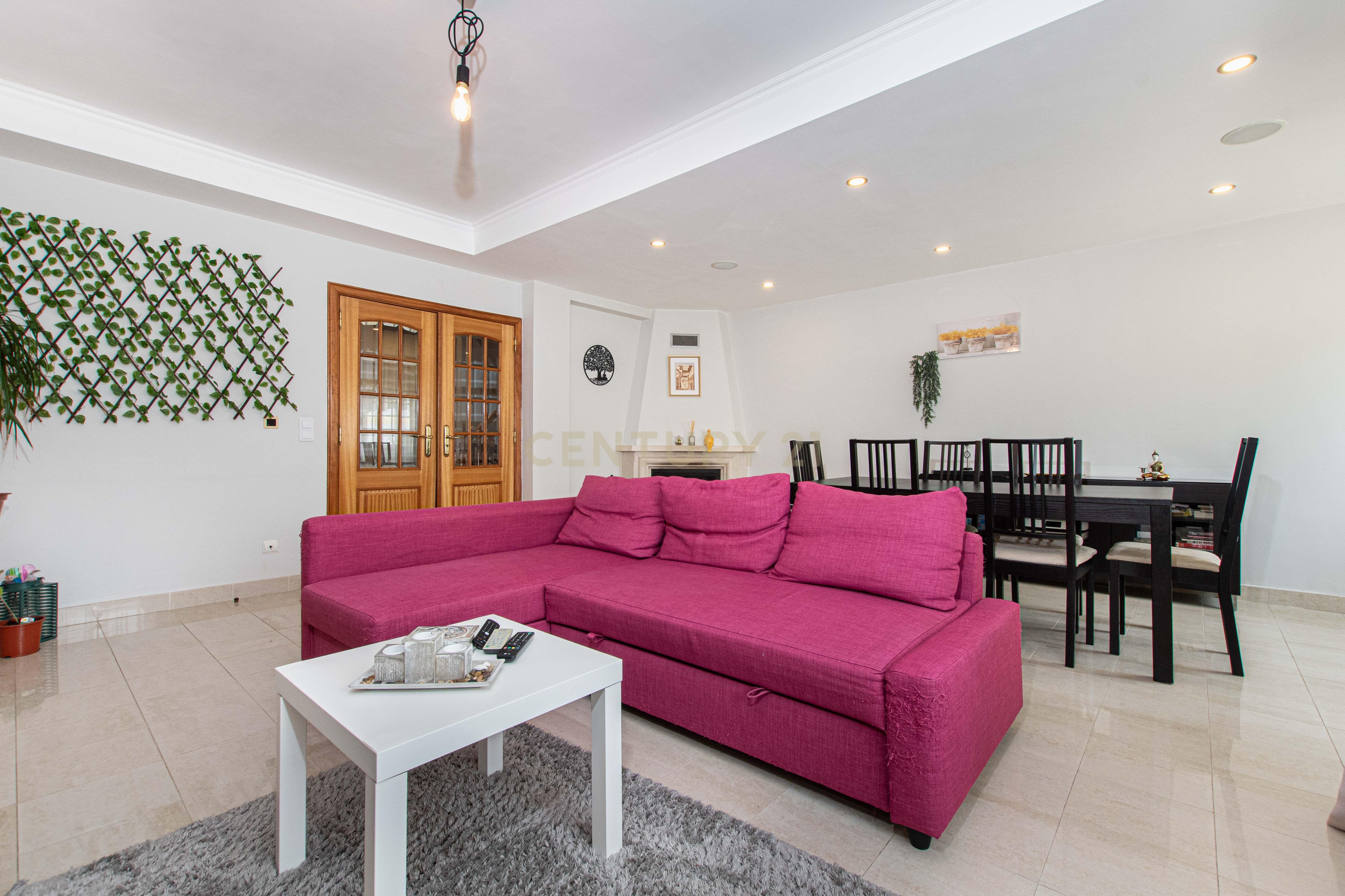 Moradia T3 + 2 com garagem (A-da-Beja/ Amadora)   - Image 34