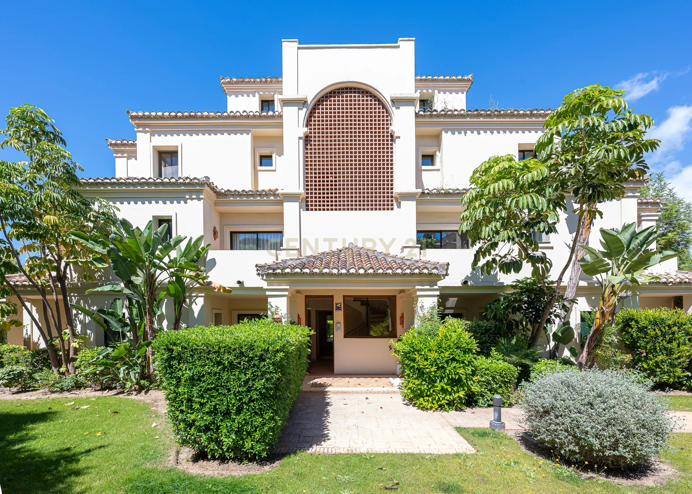 Penthouse de luxo com 4 quartos em Capanes del Golf, Benahavís - Vistas panorâmicas e serviços exclusivos - Image 1