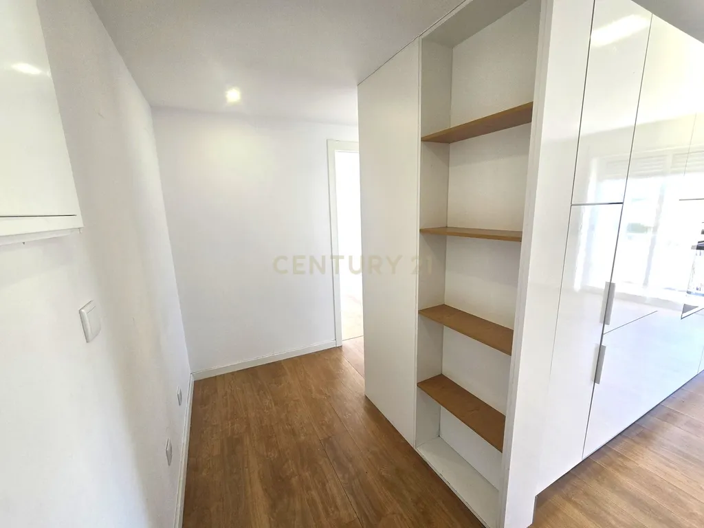 Apartamento T1 transformado em T2 no Feijó - Image 3