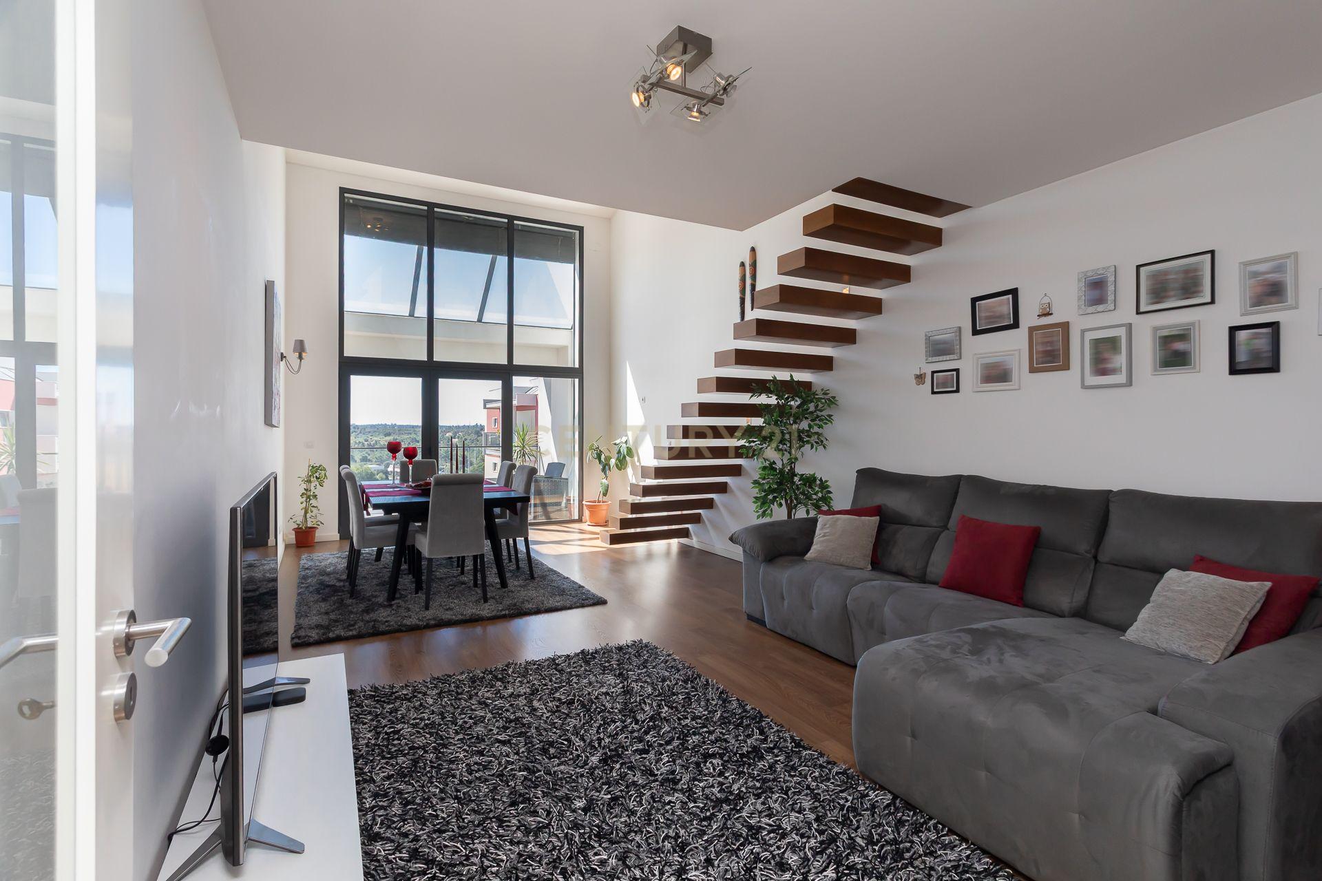 Apartamento T5 à venda em Amora, Seixal — foto 3
