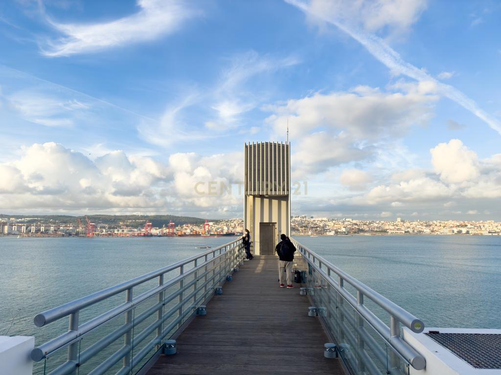 T1 para investimento na zona histórica de Almada Velha - Image 16