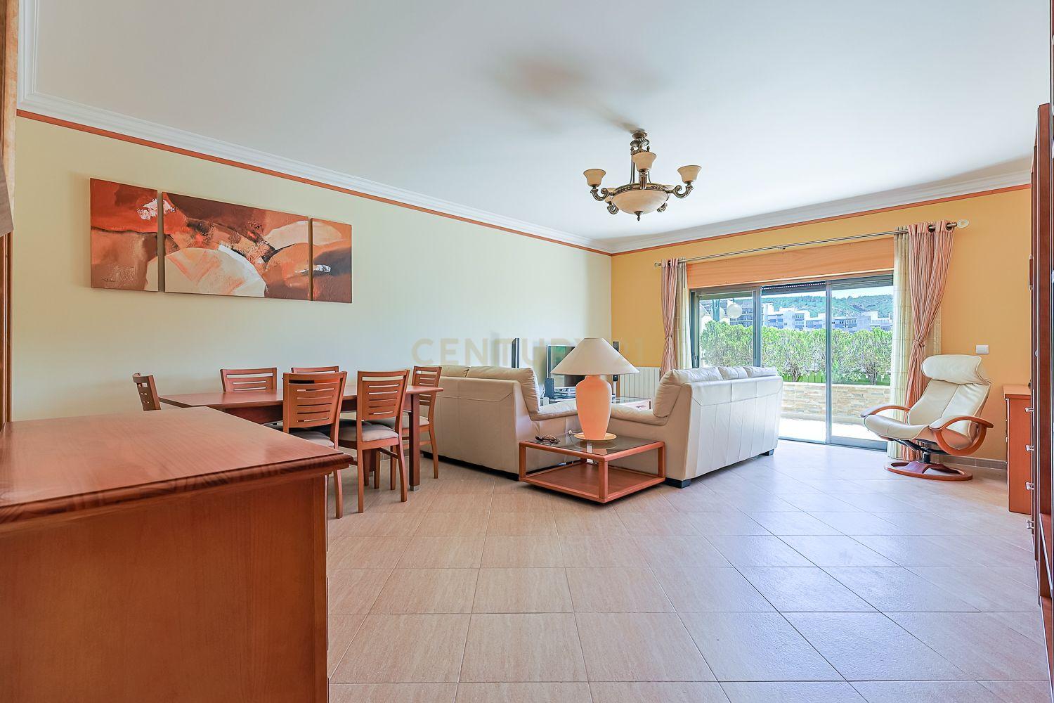 Fotografia 12 de Apartamento T1 com Vista Mar em Sesimbra, Setúbal