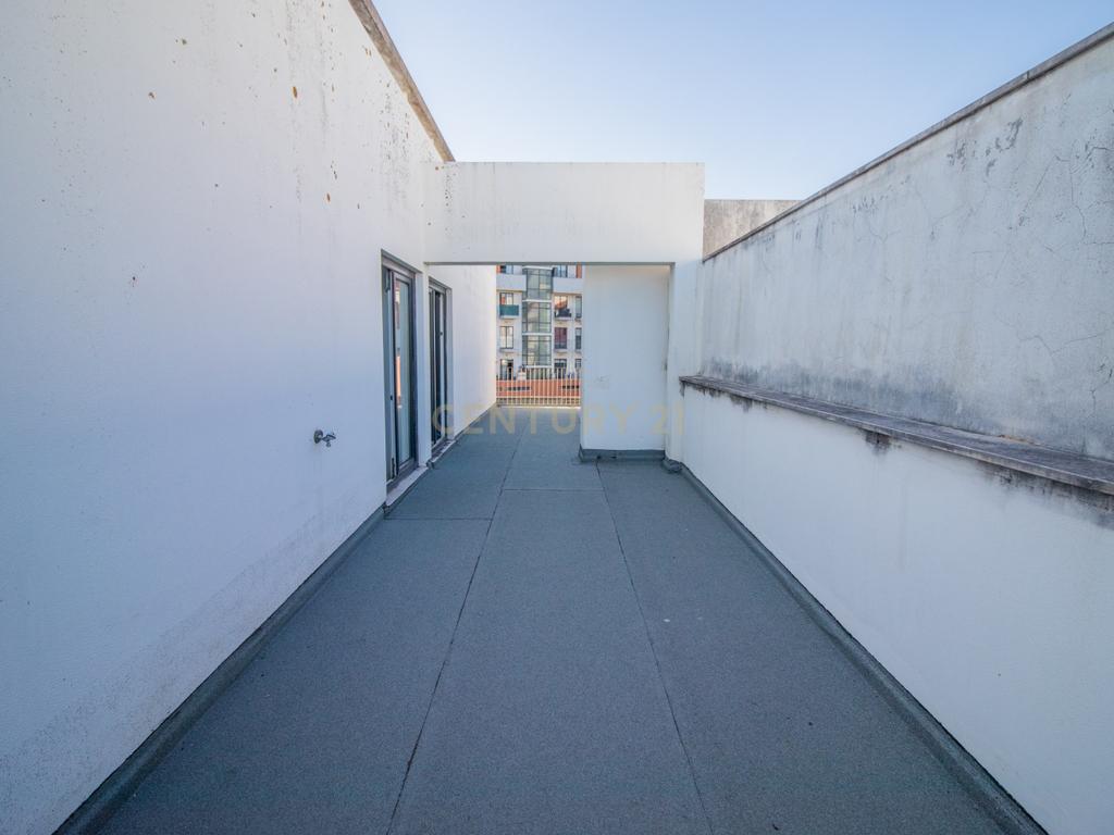 Apartamento T3 com Garagem Dupla na Quinta da Borloteira, Figueira da Foz - Image 29