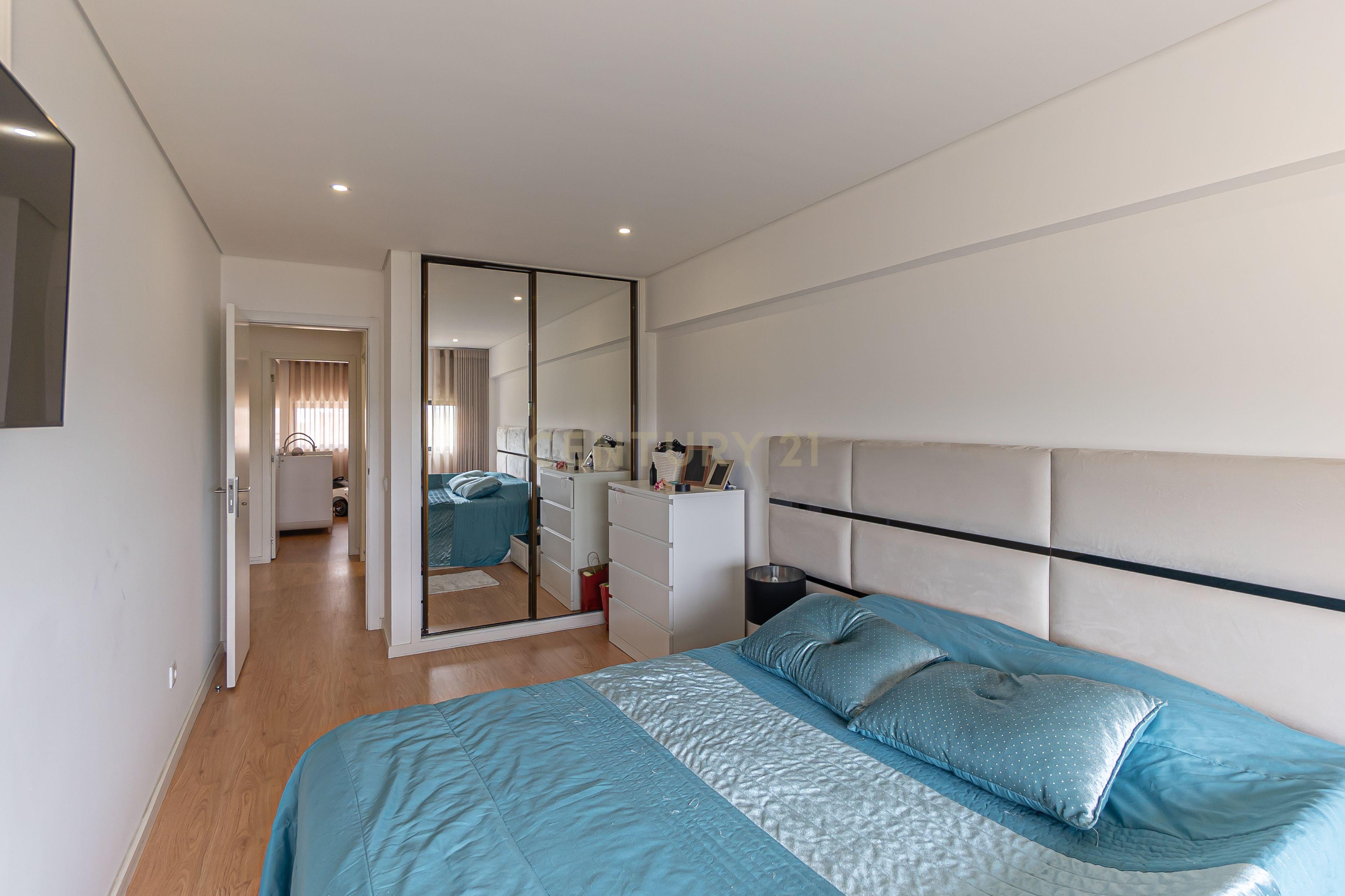 Fotografia 12 de T2 Remodelado e  Mobilado em Perafita, Matosinhos com Vista Panorâmica