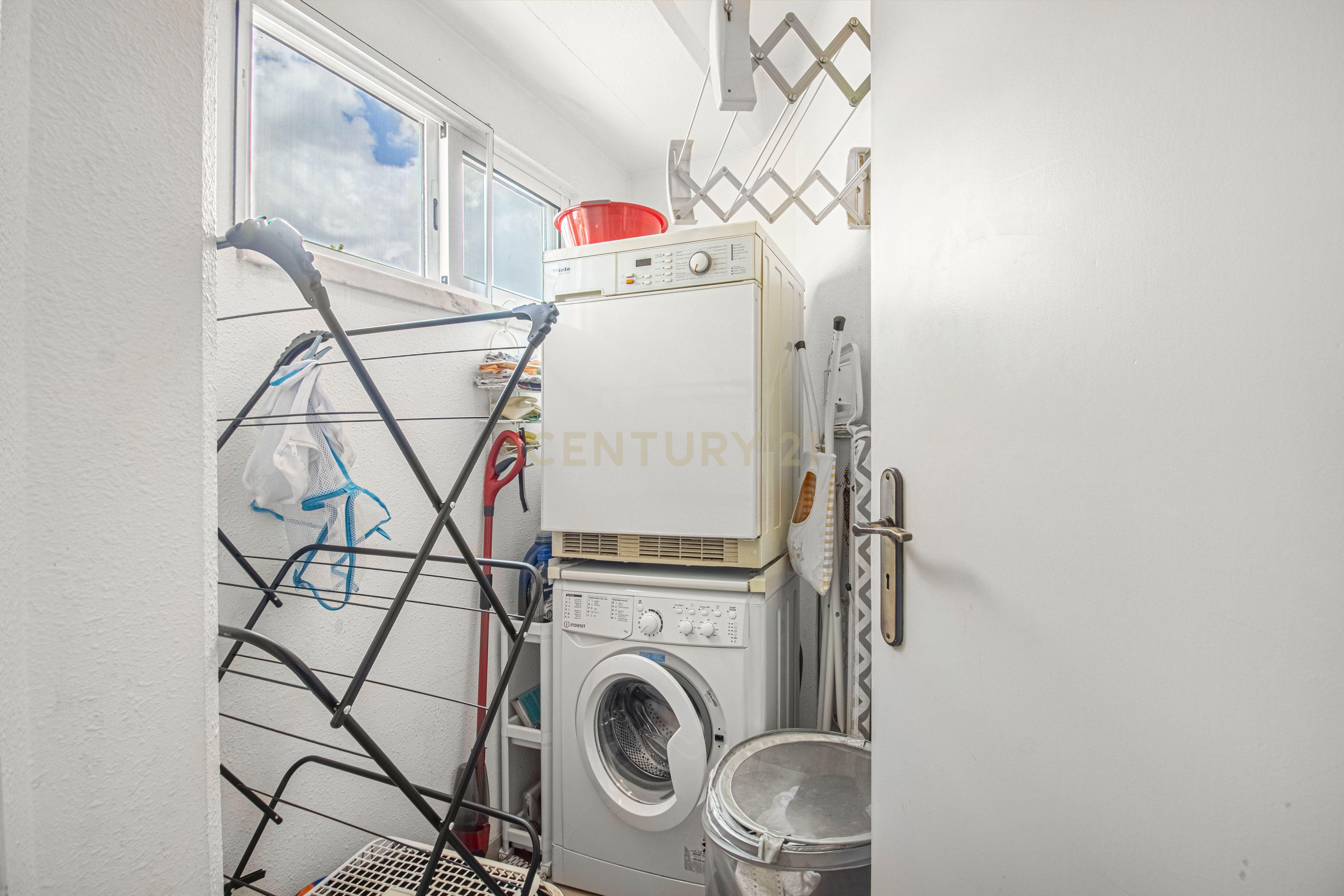 Apartamento T3 com Garagem - Ameixoeira - Image 6
