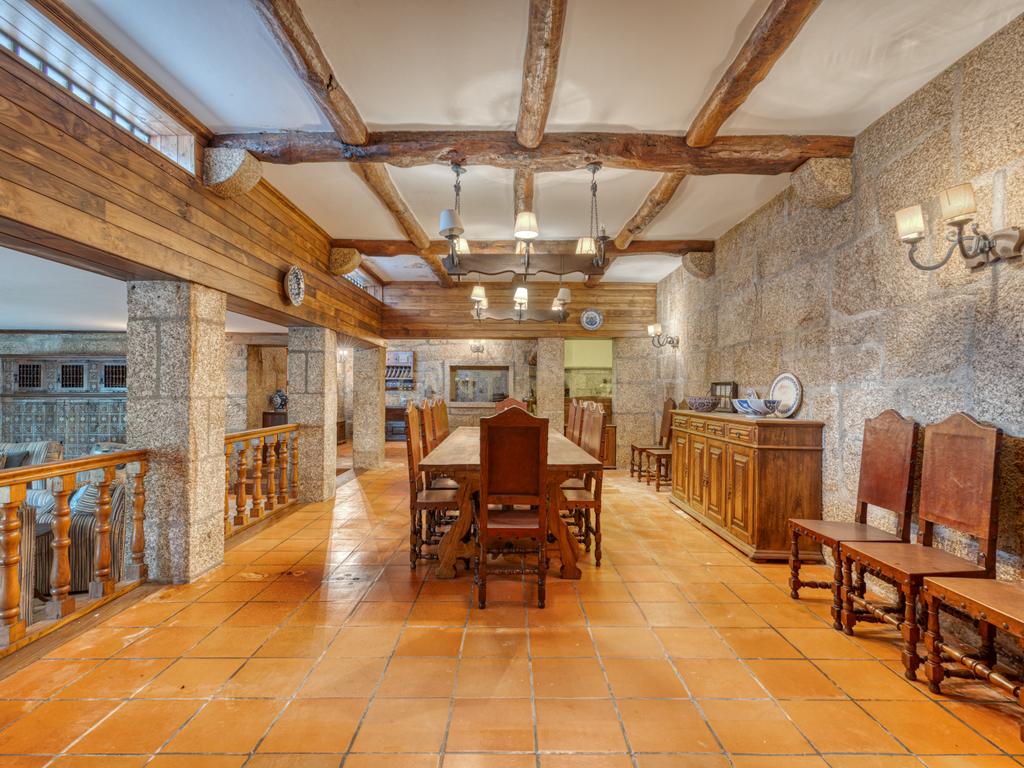 Herdade em Moreira de Cónegos – Moradia com 4 Frentes com Piscina 6 Hectares de terreno ideal para Organização de eventos, Alojamento local , boutique hotel etc - Image 62