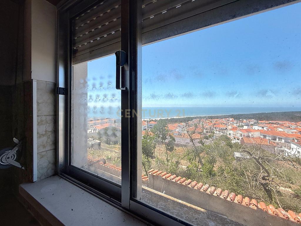Oportunidade Única no Coração do Sítio da Nazaré – Conjunto de Dois Prédios com Vista Mar - Image 44