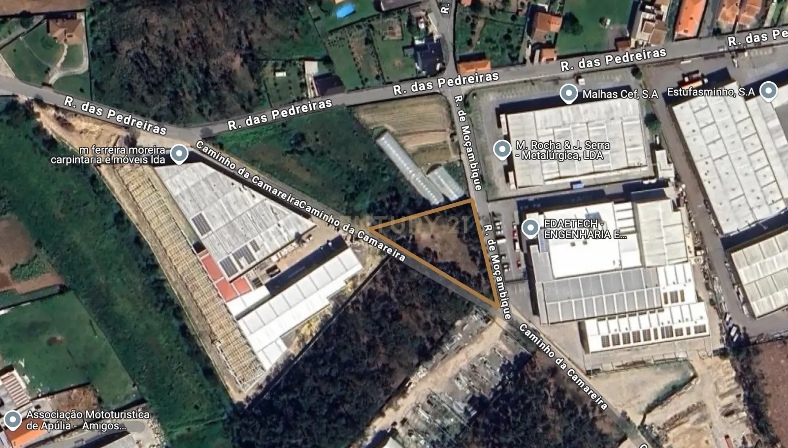 Terreno rústico com 1.750 m², situado em Fão, Esposende - Image 1