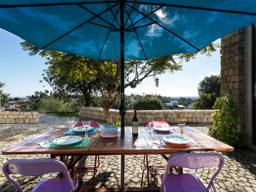 MORADIA TÉRREA T3 DE LUXO – ARQUITETURA CONTEMPORÂNEA EM PEDRA, A 8 MINUTOS DE TAVIRA - Image 10
