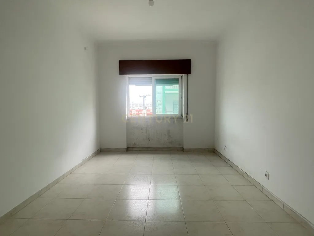 Apartamento T3, com Logradouro, em São Sebastião, Setúbal - Image 16