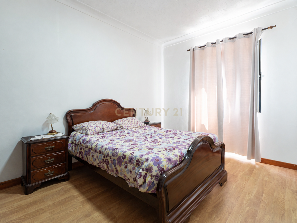 🏡 Moradia T3 + Espaço Comercial 🏪 | Livramento | Ponta Delgada📍 - Image 6