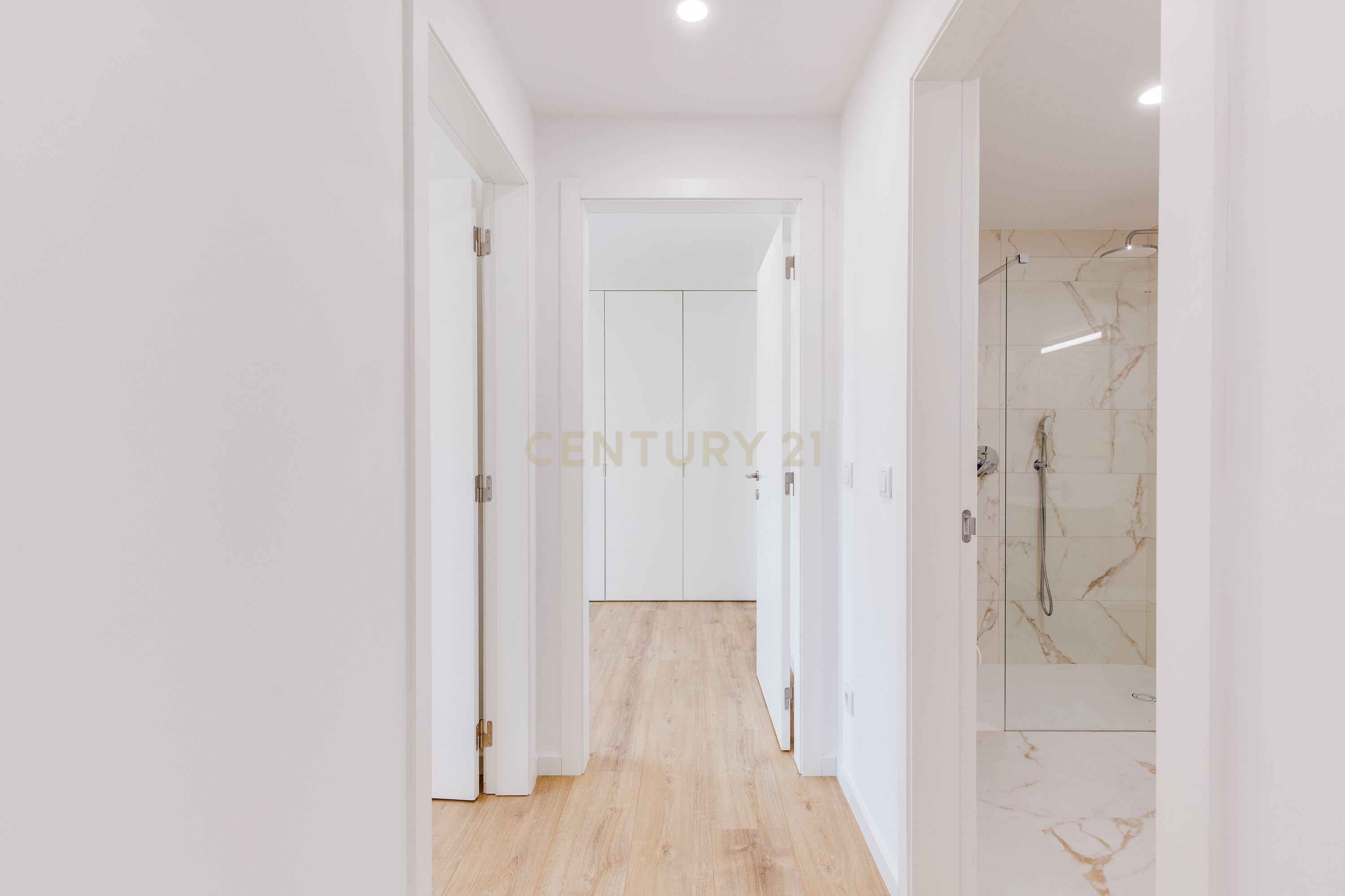 Fotografia 7 de Moderno Apartamento T3 em Pombal, Leiria com Vista Deslumbrante