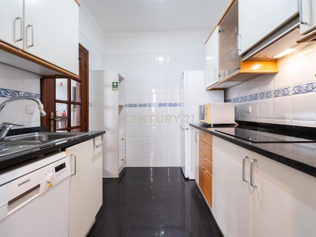 Apartamento T1 nos Piornais – Funchal - Image 9