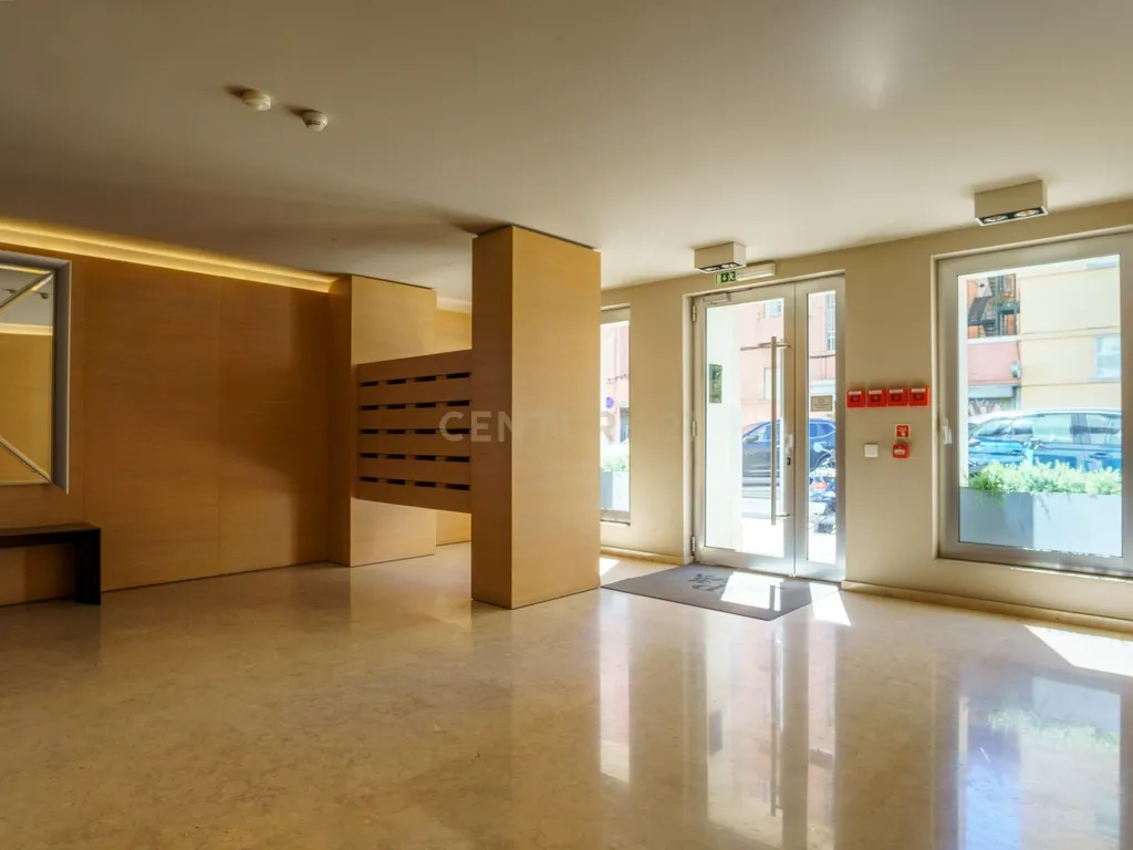 Apartamento T1 na Avenida Praia da Vitória, Saldanha - Image 20