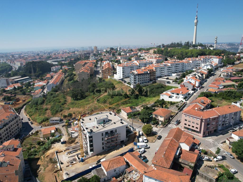 Apartamento T2   - A 700m Metro -Hospital S.Silva - Linha Amarela Metro - Image 31