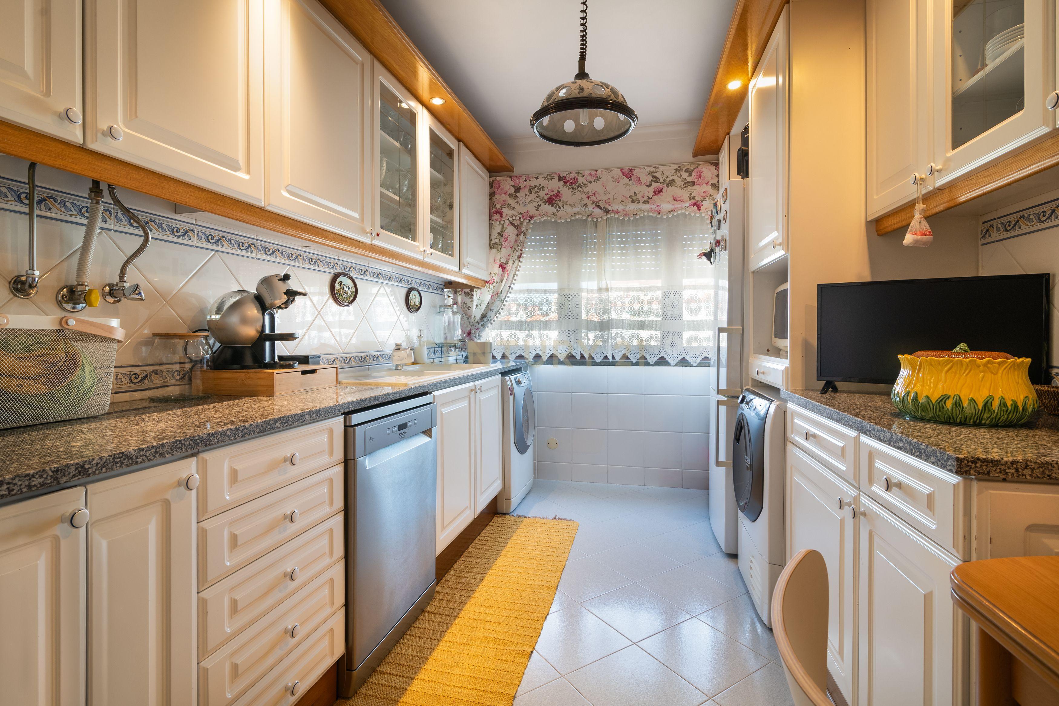 Fotografia 9 de T3 NA QUINTA NOVA | ODIVELAS | 124 m² | 2 LUGARES DE GARAGEM