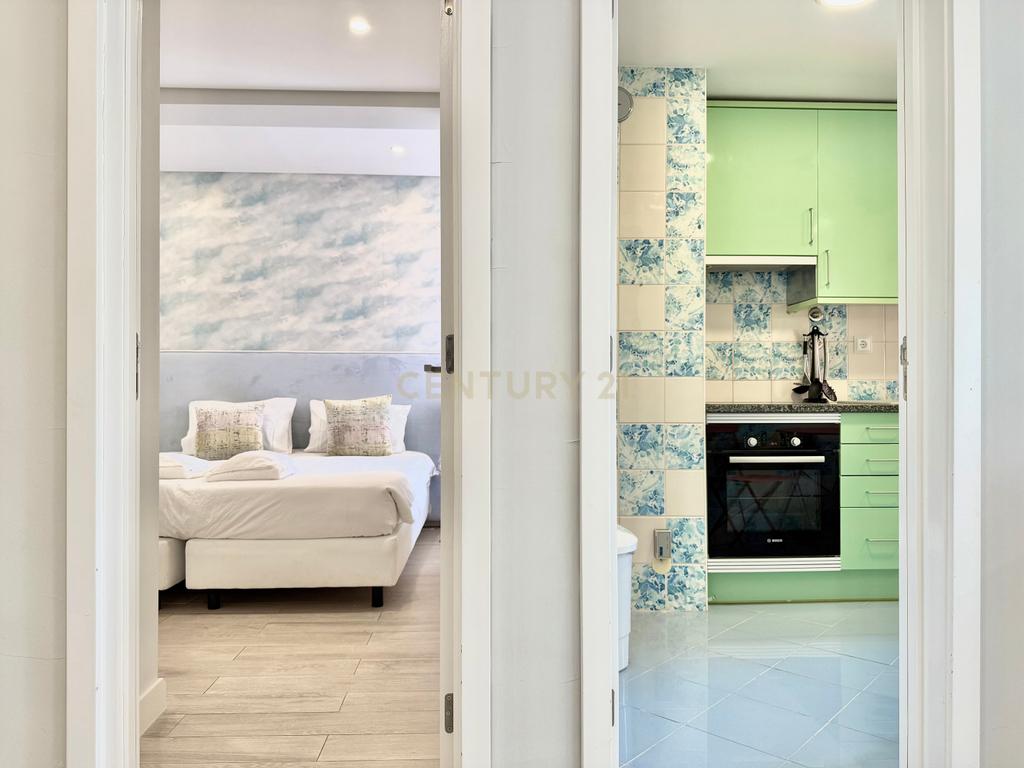 Apartamento T1, na 1a linha sobre a Marina de Albufeira, com garagem e piscina. - Image 13