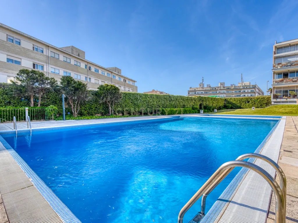 Apartamento T2+1 Duplex em condomínio fechado a 600m da praia - Image 24