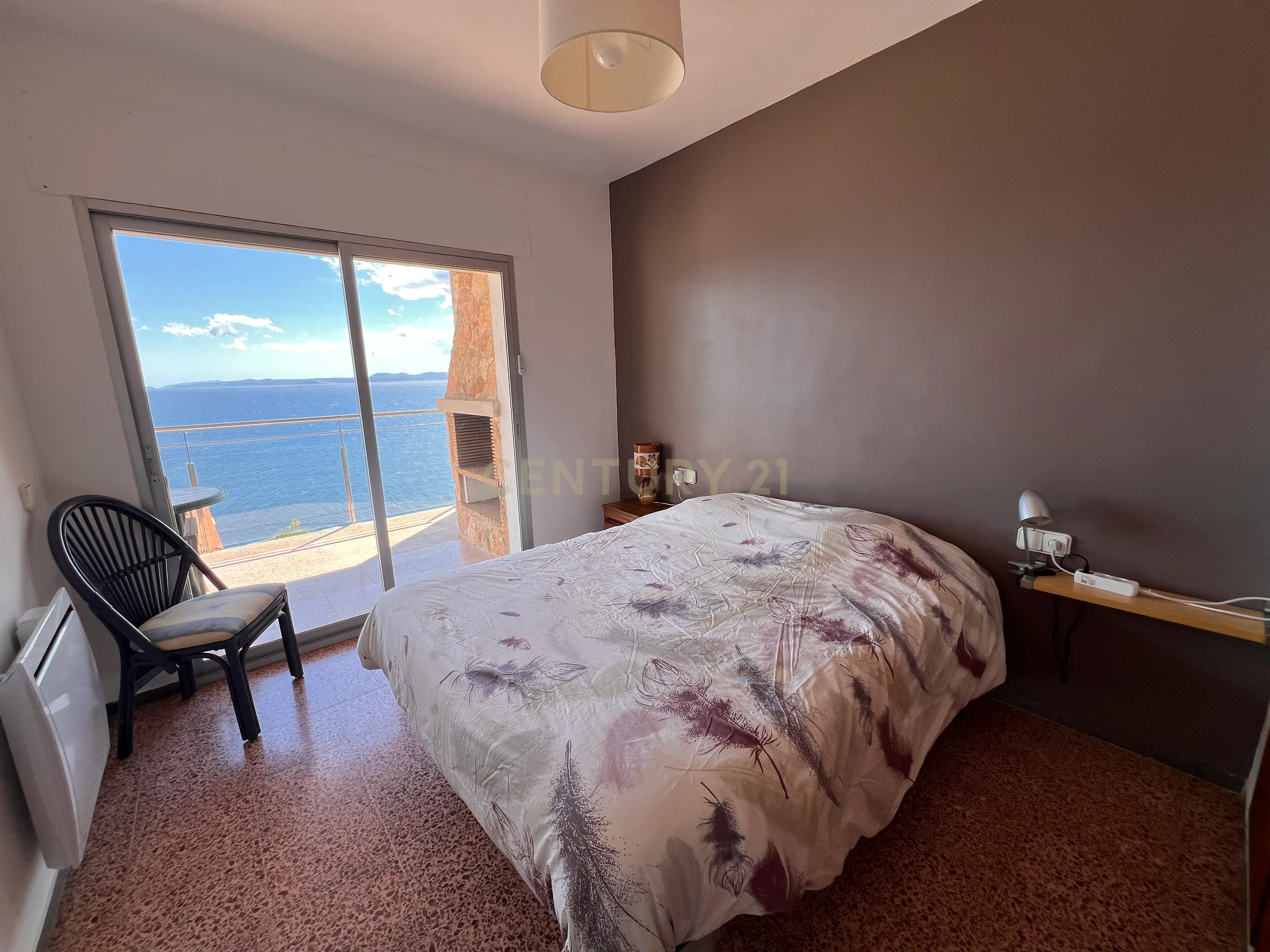 À VENDA - EM ROSES, NA COSTA BRAVA – VISTA PANORÂMICA EXCECIONAL PARA O MAR - Image 18