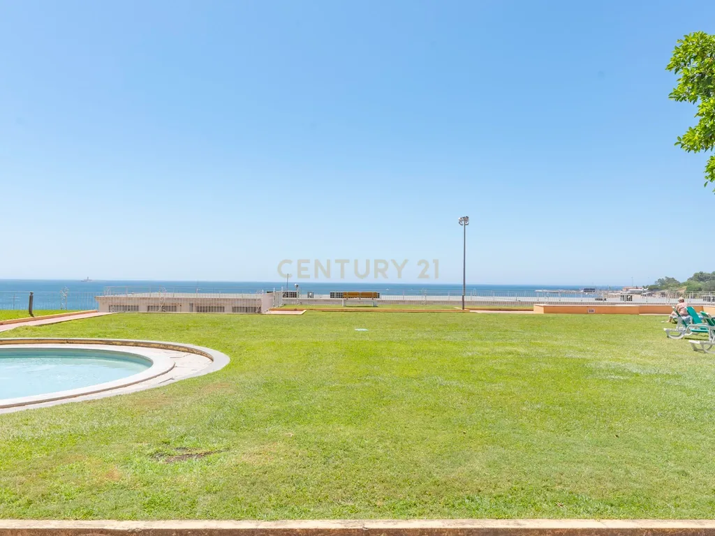 Apartamento T3 com Vista Mar em Oeiras - Image 7