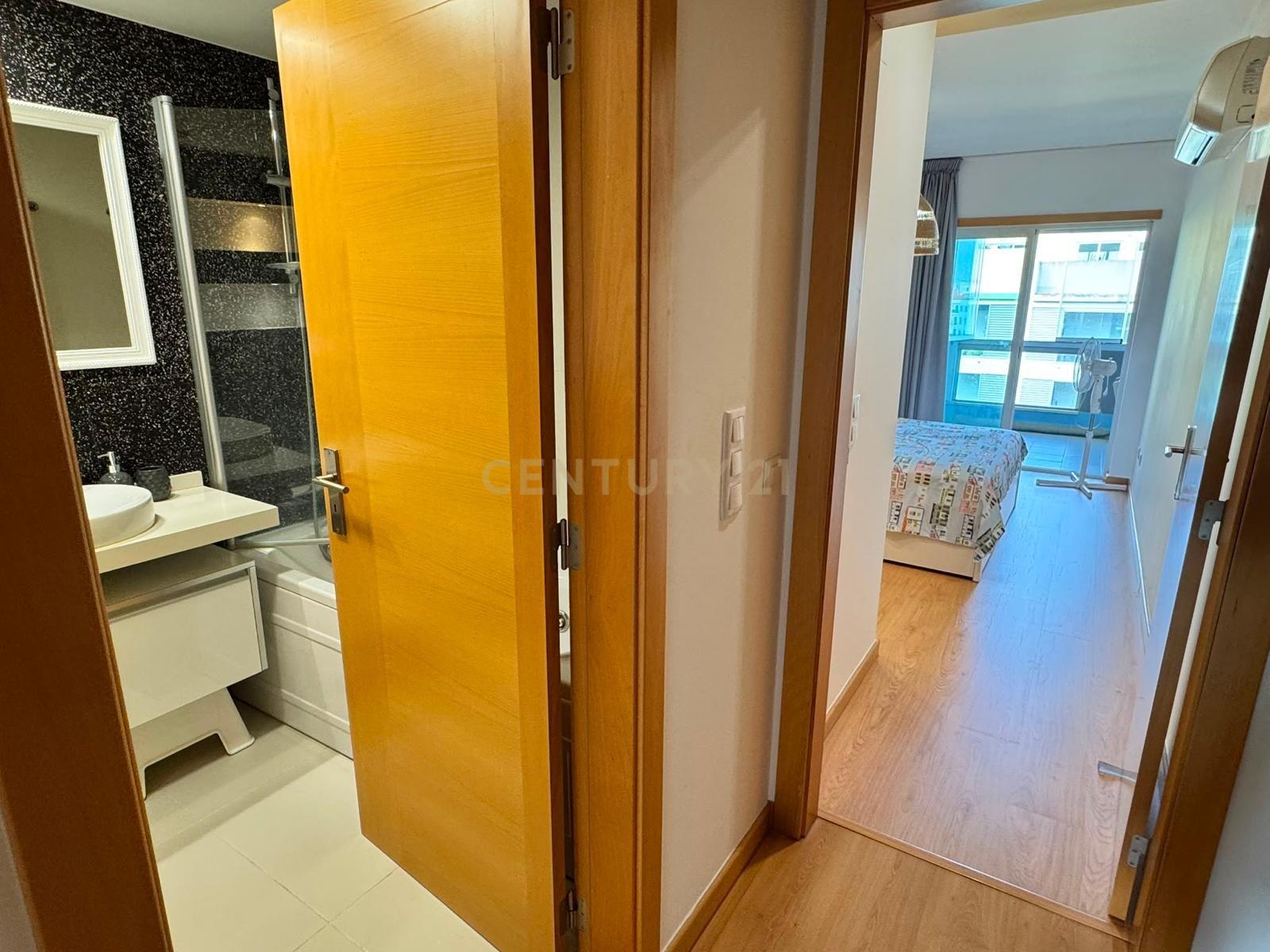 Fotografia 11 de Arrendamento Luxuoso Apartamento T3 em Montijo com Vista Desafogada e Piscina